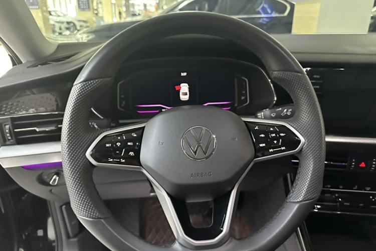 Used Volkswagen Passat 2024 380TSI Starry Luxury Edition
