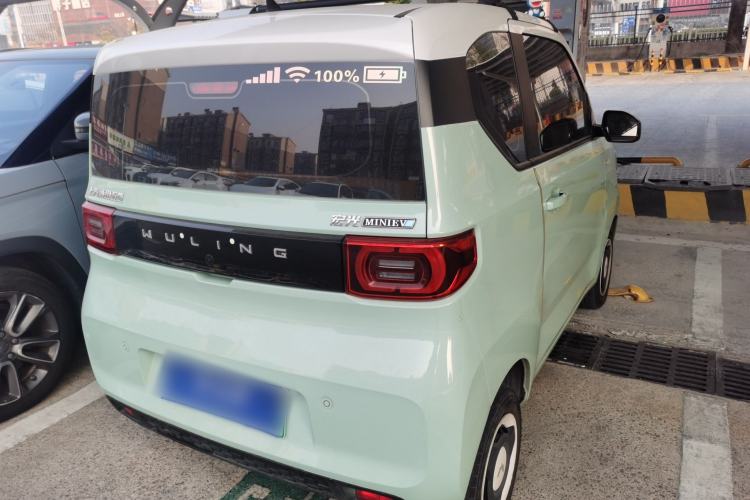 Used Wuling Hongguang MINIEV 2021 Macaron Premium Model – Lithium-NMC
