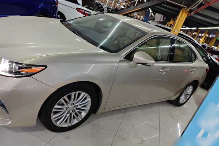 Used Lexus ES 2015 200 Elite Edition
