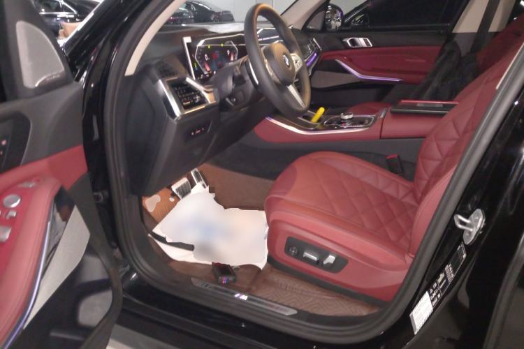 Used BMW X5 2023 xDrive 30Li Luxury M Sport Night Edition Package
