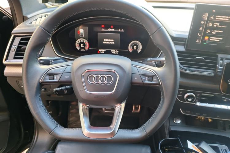 Used Audi Q5L 2023 40T Luxury Dynamic Model