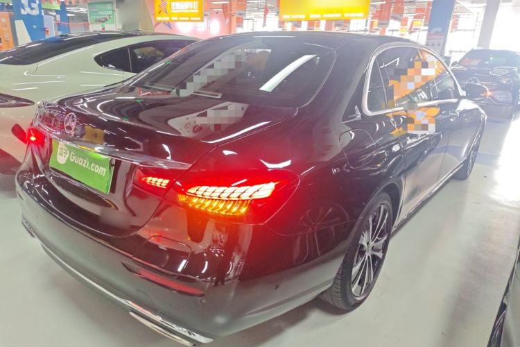 Used Mercedes-Benz E-Class New Energy 2023 E 350 e L Plug-in Hybrid Sedan
