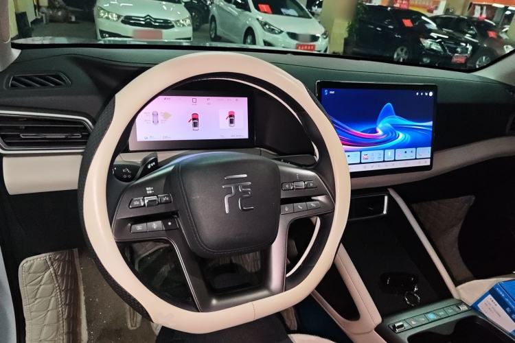 Used BYD Yuan UP 2025 Intelligent Driving Version 401 KM Dynamic Edition