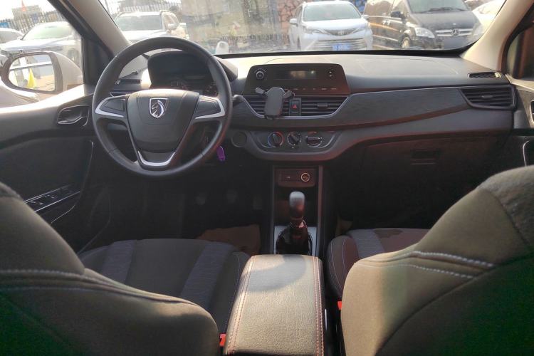 Used Baojun 310 2016 1.2L manual Comfort trim level

