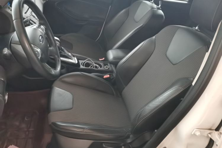 Used Ford Focus 2012 Hatchback 1.6L Automatic Fashion Edition