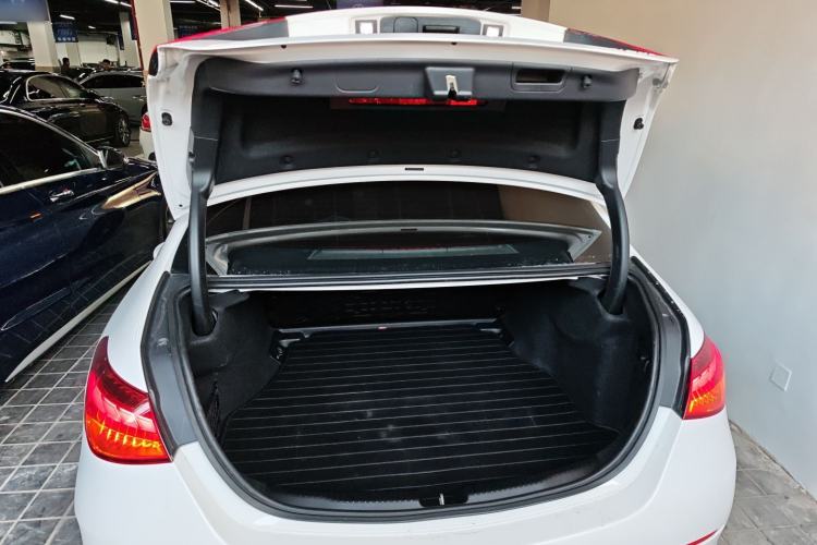 Used Mercedes-Benz C-Class 2023 Second Facelift C 260 L Sport Edition
