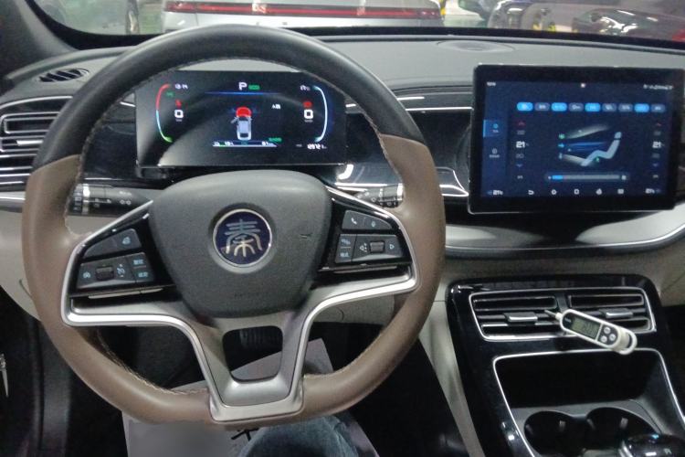 Used BYD Qin PLUS 2023 Champion Edition EV 420KM Leading Model