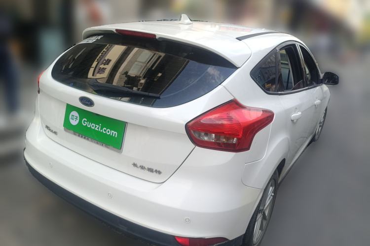 Used Ford Focus 2017 Hatchback 1.6L Automatic Fashion Edition Smart Drive Version
