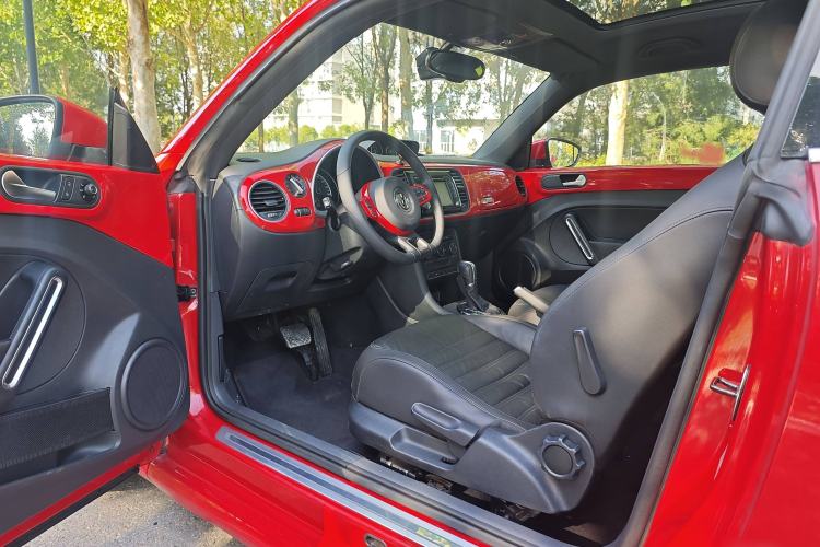 Used Volkswagen Beetle 2014 1.4TSI R-Line
