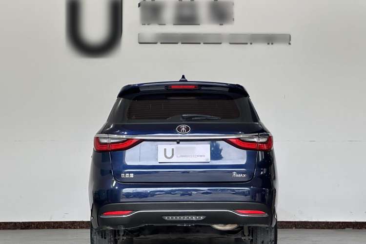 Used BYD Song MAX 2018 1.5T Automatic Smart Connect Elite Model with 6 Seats
