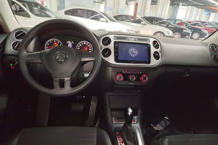 Used Volkswagen Tiguan 2017 300TSI Automatic Two-Wheel Drive Silk Road Luxury Edition
