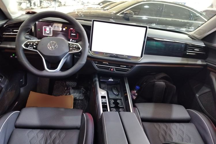 Used Volkswagen Magotan 2024 380TSI DSG Prestige Edition DaMai Package
