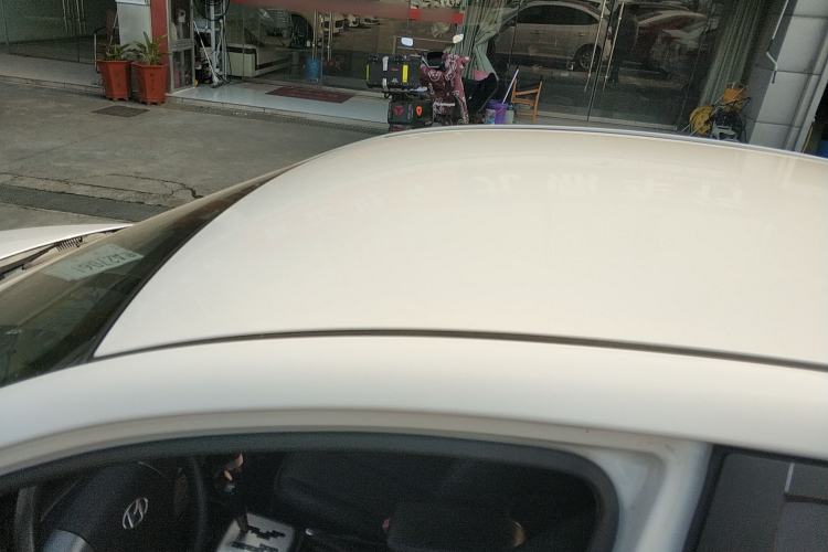 Used Hyundai Celesta 2015 1.6L Automatic Comfort Model
