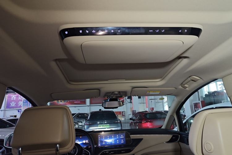 Used Buick GL8 New Energy 2025 Lu Shang Luxury Edition 7-Seater
