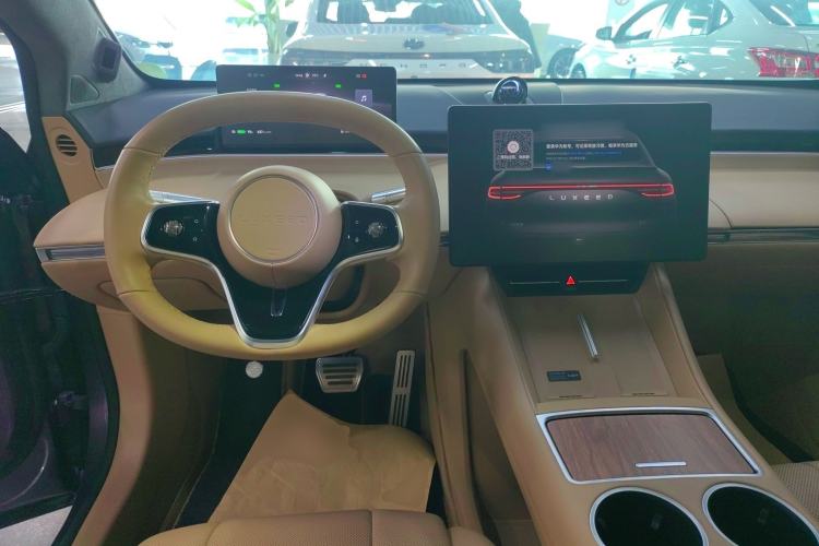 Used Hima Luxeed R7 2024 Pure Electric 667km Pro
