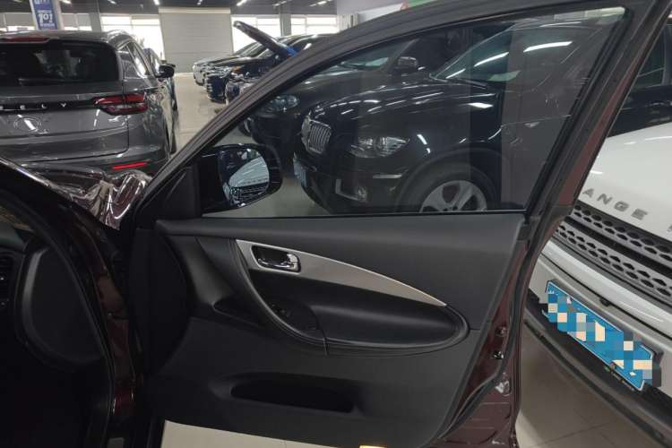 Used Infiniti QX50 2015 2.5L Comfort Edition