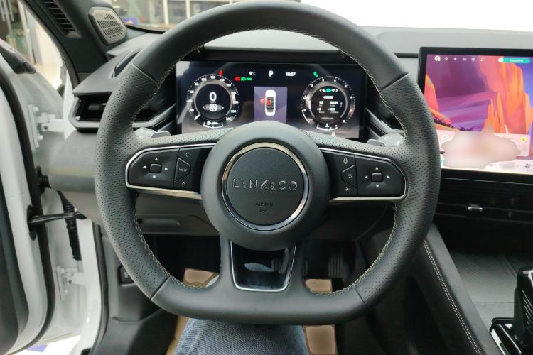 Used Lynk & Co 03 2023 2.0TD DCT JingPro
