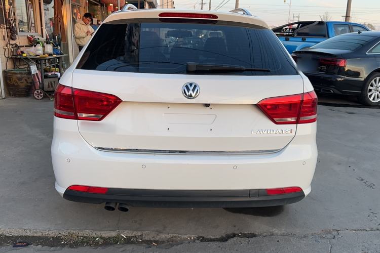 Used Volkswagen Gran Lavida 2013 1.4 TSI Automatic Comfort Model
