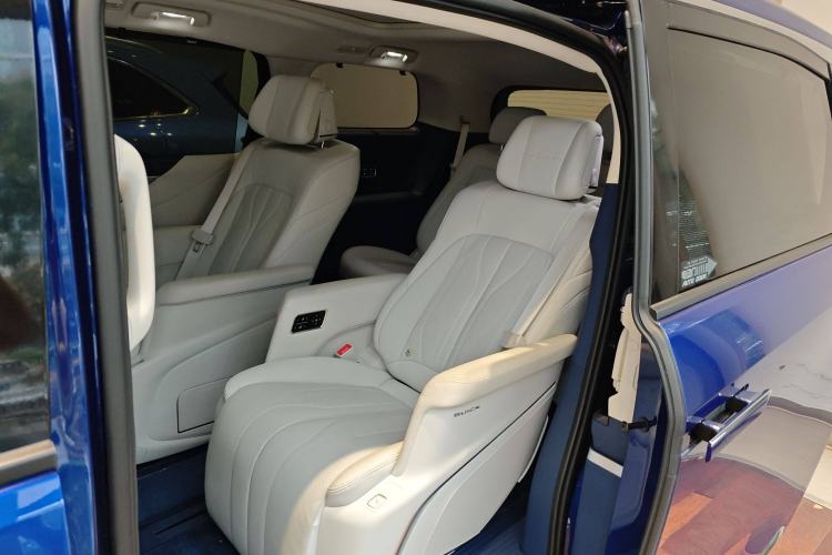 Used Buick GL8 New Energy 2024 Lu Zun Luxury Edition 6-Seater
