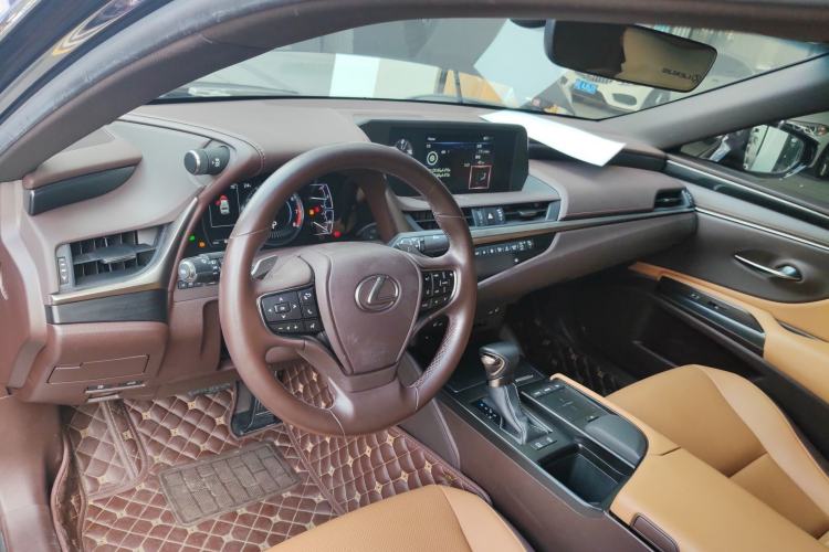 Used Lexus ES 2020 200 Excellence Edition