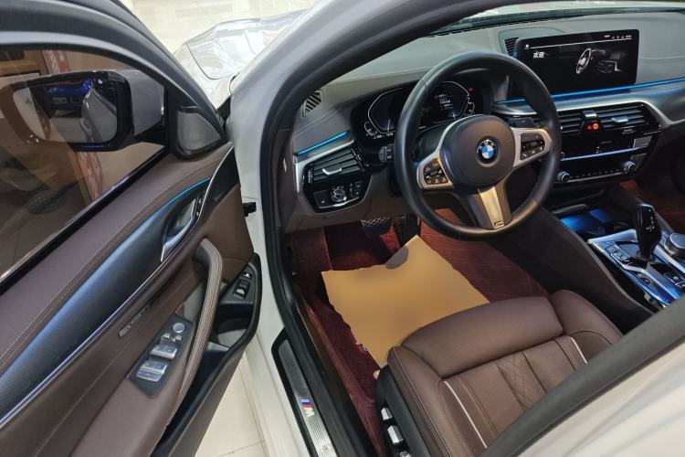 Used BMW 5 Series New Energy 2021 535Le Pioneer Edition M Sport Package
