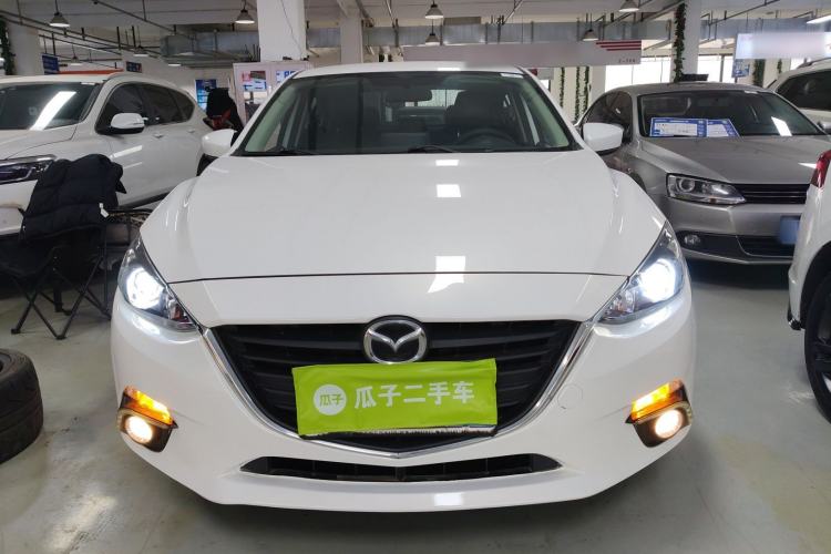 Used Mazda Mazda 3 Axela 2016 Sedan 1.5L Automatic Comfort Model
