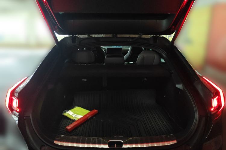 Used Zeekr 001 2023 WE Edition 86 kWh
