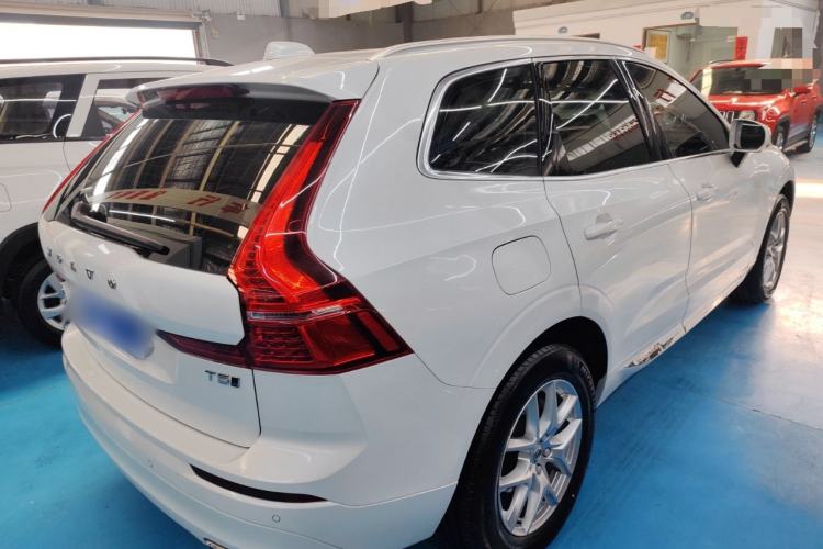 Used Volvo XC60 2019 T5 4x4 Smart Edition China VI Standard
