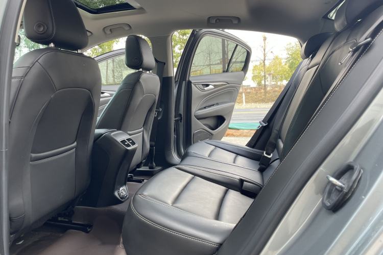 Used Buick Regal 2024 25T Deluxe Edition
