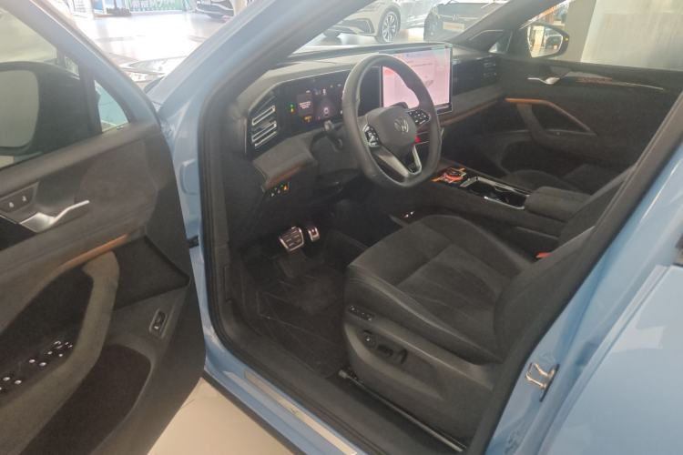 Used Volkswagen Tiguan L 2024 PRO 380TSI Four-Wheel Drive R-Line Prestige Edition
