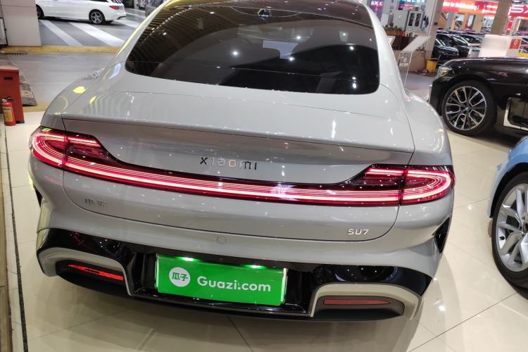 Used  SU7 2024 Rear-Drive Ultra-Long Range Advanced Pro-Level Intelligent Driving Version
