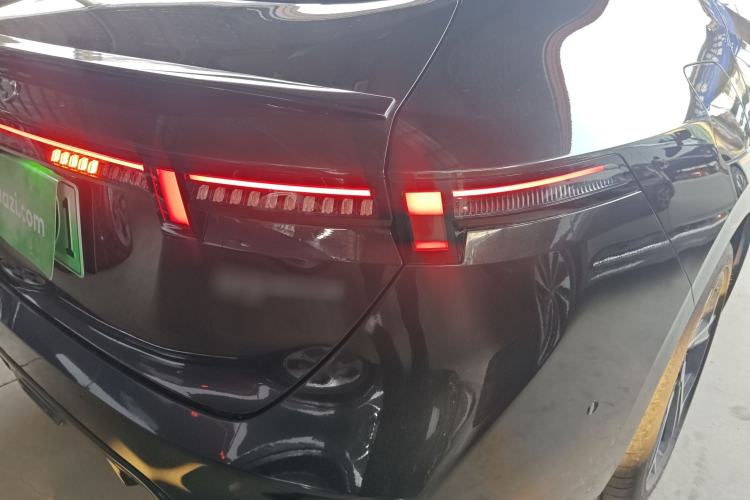 Used Lynk & Co 07 2024 EM-P 126 Long-Range Halo
