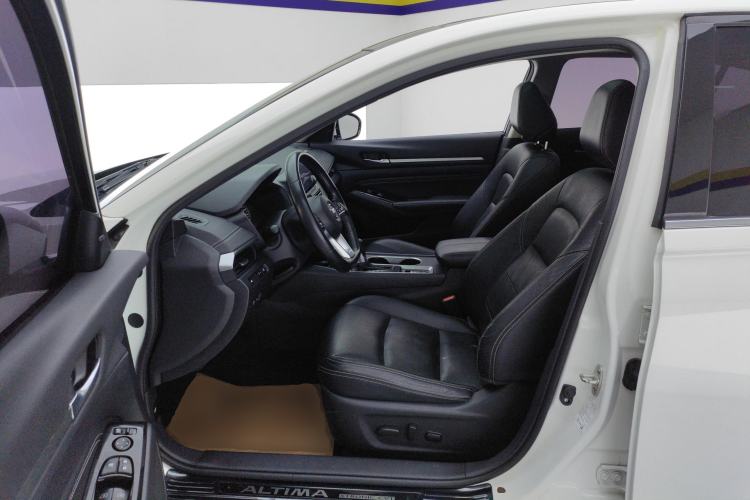 Used Nissan Teana 2019 2.0L XL Upper SmartDrive Version
