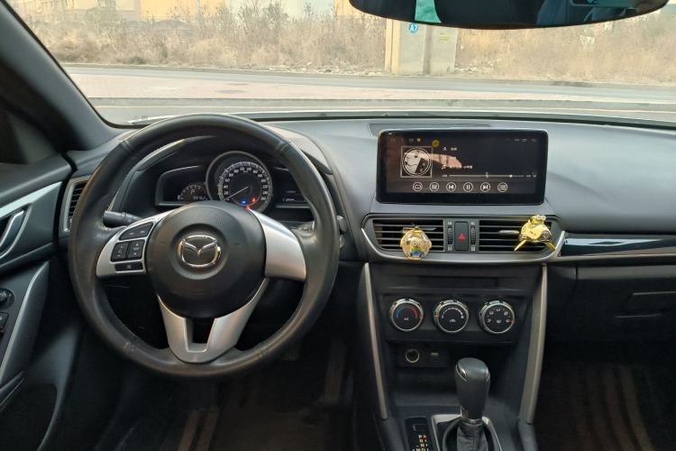 Used Mazda CX-4 2016 2.0L Automatic 2WD Blue Sky Dynamic Edition
