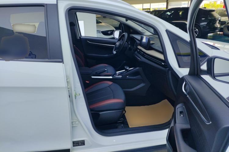 Used Geely Auto Vision X3 2021 PRO 1.5L CVT Deluxe Model
