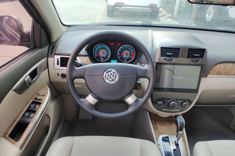 Used Buick Excelle 2015 1.5L Automatic Classic Model
