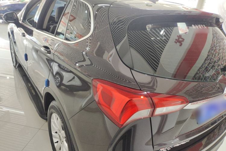 Used Buick Envision 2018 20T Two-Wheel-Drive Elite Model
