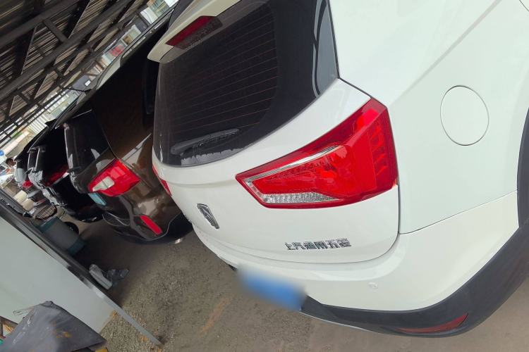 Used Baojun 560 2016 1.8L iAMT Luxury Model
