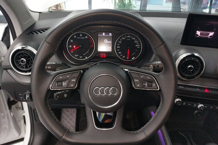 Used Audi Q2L 2022 35 TFSI Fashion Dynamic Model
