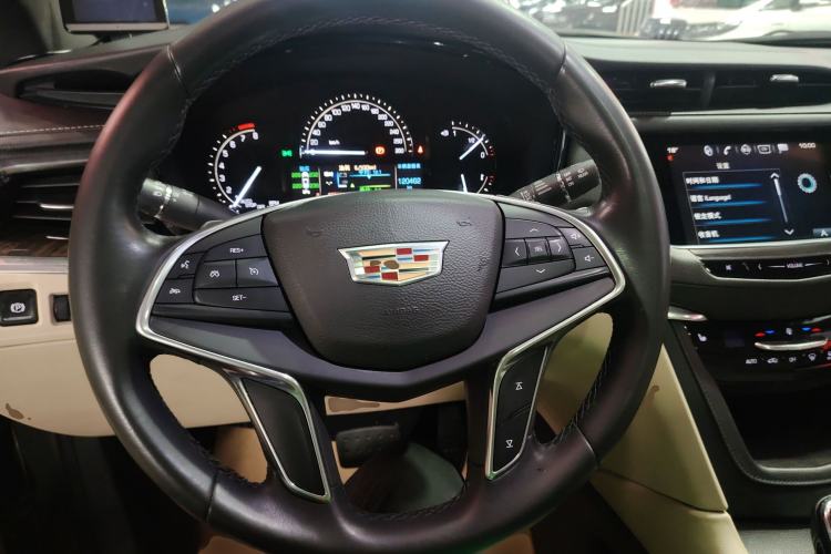 Used Cadillac XT5 2016 28T Four-Wheel Drive Tech Version