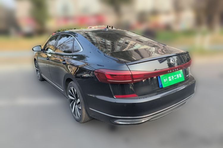 Used Volkswagen Passat 2025 Premium Version 380TSI Dragon Edition
