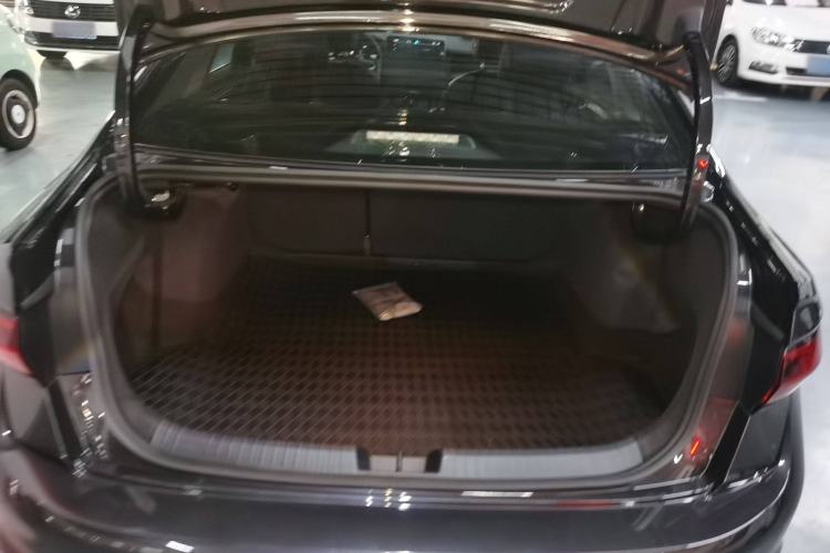 Used Volkswagen Sagitar 2025 300TSI DSG Excellence Edition
