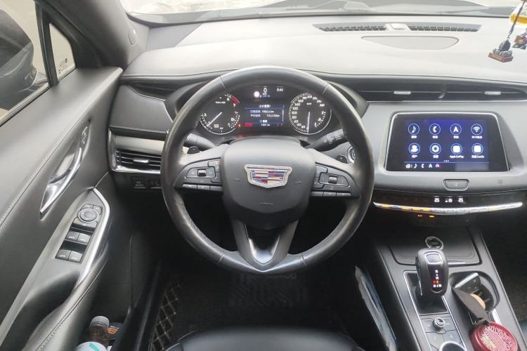 Used Cadillac XT4 2018 28T Two-Wheel Drive Leading Version
