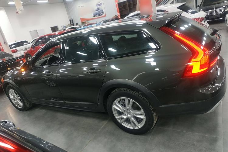 Used Volvo V90 2019 Cross Country T5 AWD Smart Range Version China V Standard