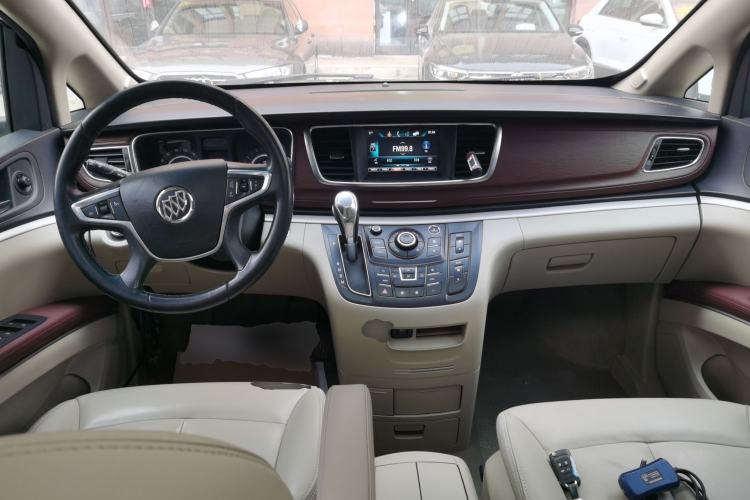 Used Buick GL8 2018 28T Luxury Model China VI Standard