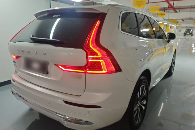 Used Volvo XC60 2023 B5 4x4 Smart Luxury Edition
