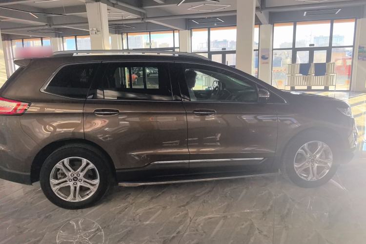 Used Ford Edge 2015 2.0T GTDi 4x4 High-Grade Model
