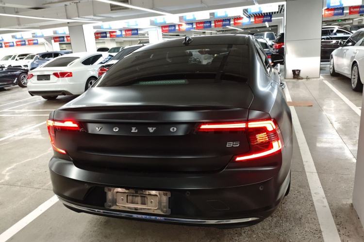 Used Volvo S90 2022 B5 Zhiyi Luxury Edition
