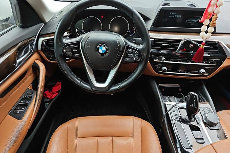 Used BMW 5 Series 2018 528Li Launch Special Edition
