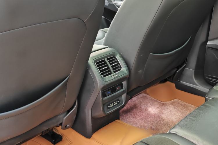 Used Volkswagen Tiguan L 2019 330TSI Automatic Two-Wheel Drive Panoramic Comfort Edition China V Standard
